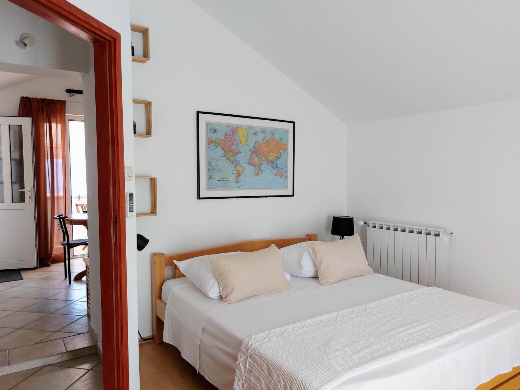 Apartments Natalia Supetar Habitación foto